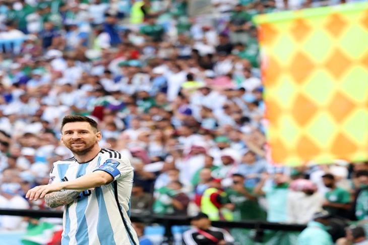 تسلل وVAR يلغيان 3 أهداف للأرجنتين أمام السعودية في المونديال (فيديو)